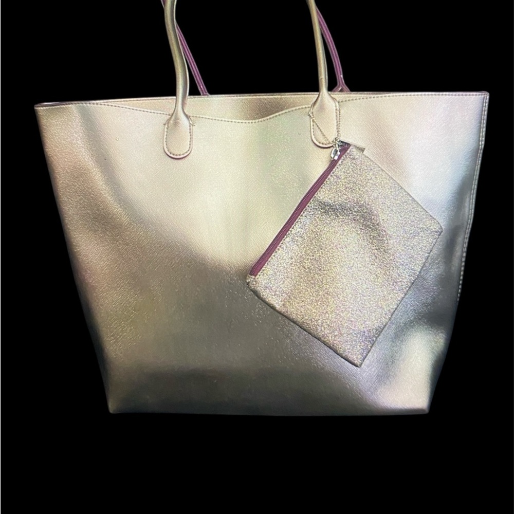 Bath & Body Works Silver and Purple Tote Bag with Elegant Design